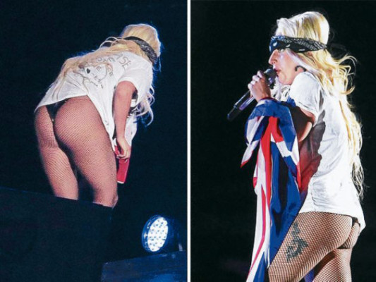 Lady Gaga muestra su trasero
