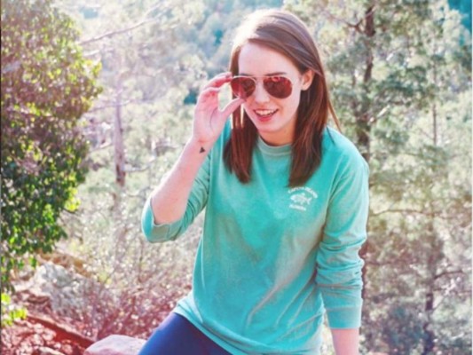 Así es Laina Morris, la protagonista del meme 'novia psicópata'