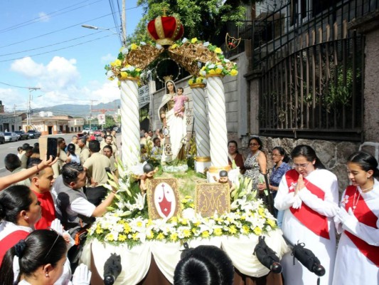 La Virgen del Carmen regresa a bendecir las calles capitalinas después de 70 años
