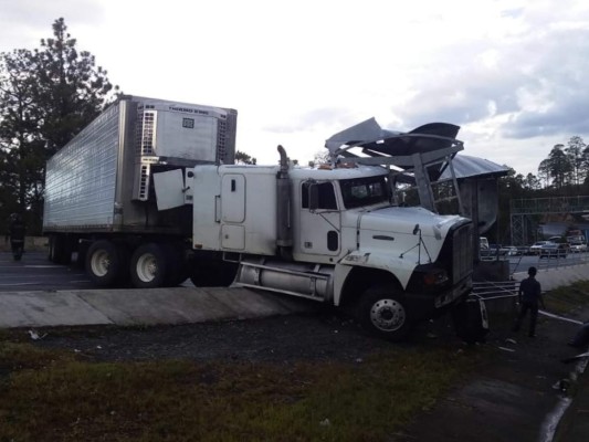 Cuatro accidentes se registraron este sábado en la CA-5; hubo un herido