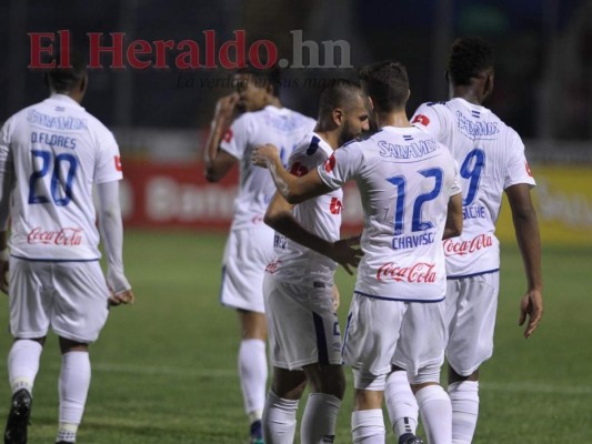 Olimpia golea 4-0 al Juticalpa en el estadio Nacional