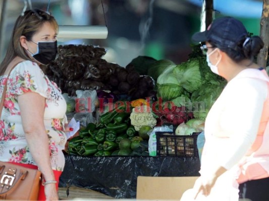 Circulación por dígitos y la suspensión de Semana Santa entre posibles medidas ante casos de covid (Fotos)