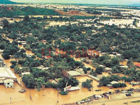 El huracán Mitch hundió la economía hondureña