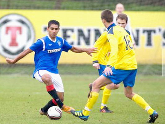 El Pitbull Claros impresiona al Rangers