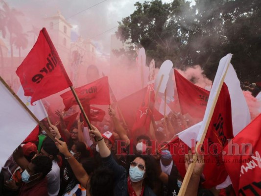 Junto a Nasralla, Doris Gutiérrez y Milton Benítez, candidata de Libre hace cierre de campaña en Tegucigalpa