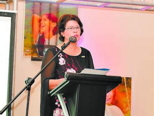 Socializan informe sobre matrimonio de menores en Honduras