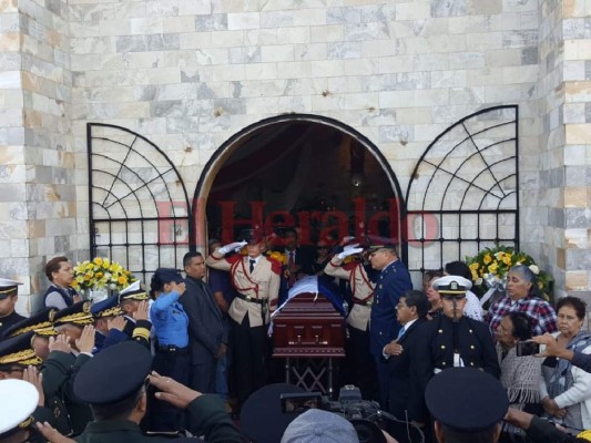 Imágenes del último adiós al expresidente hondureño Roberto Suazo Córdova en La Paz