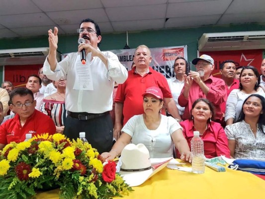 ‘Mel’ Zelaya reconoce a JOH al anunciar fórmula presidencial para 2021