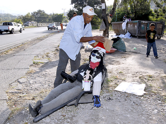 Año viejo comienza a decir adiós