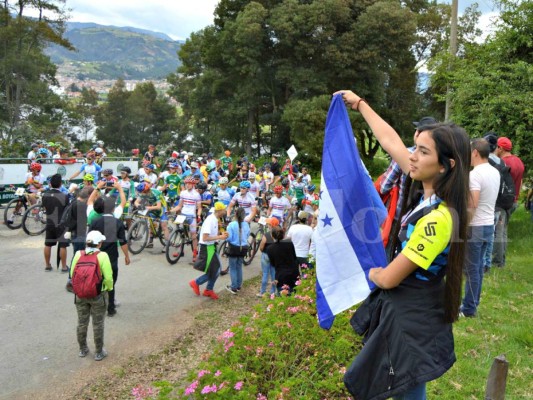Mariajosé Montoya gana medalla de plata para Honduras en Panamericano de ciclismo