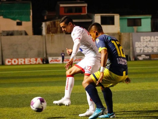 Suspendido un juego por covid-19 en arranque de torneo de fútbol de Costa Rica