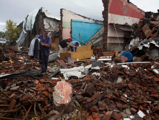 Uruguay: siete muertos y más de 2, 000 desplazados por temporal y tornado