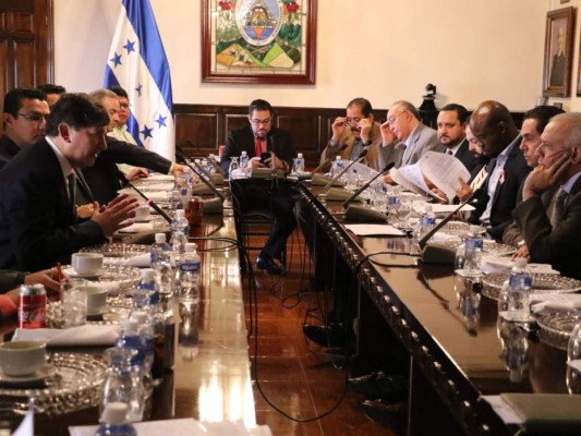 Liberales retornarán a mesas del diálogo el próximo lunes