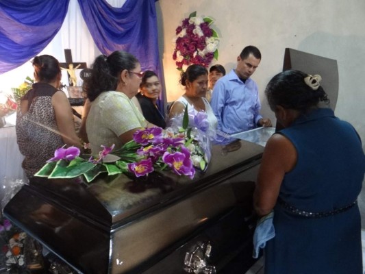 Honduras: Pesar por crimen de subcomisionado e hijo