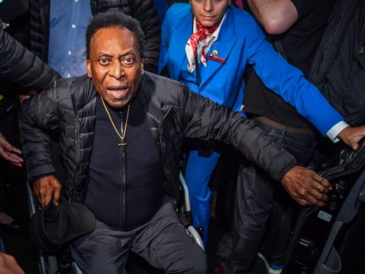 Pelé, el último 'dios' vivo del fútbol tras la muerte de Maradona