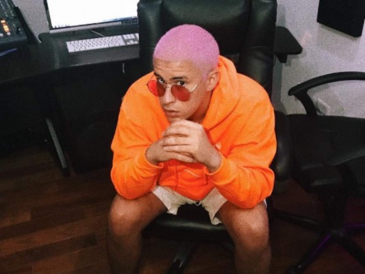 ¡Al descubierto! Video muestra qué pasaría si Bad Bunny cantara música cristiana