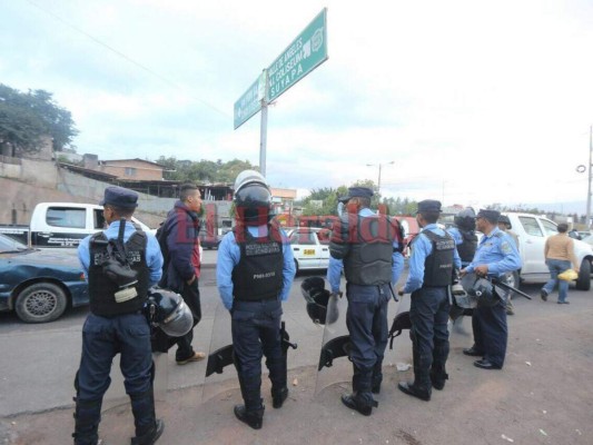 Despejados y con presencia militar los principales ejes carreteros de Honduras&nbsp;&nbsp;