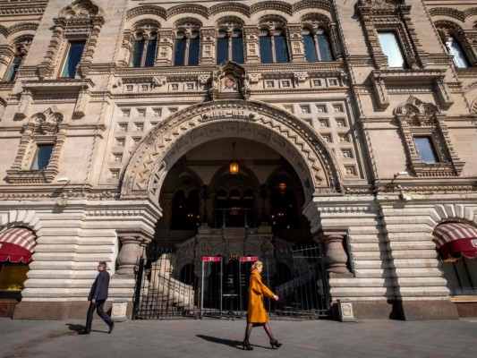 FOTOS: Rusia cierra sus fronteras y sus ciudadanos se refugian en casa