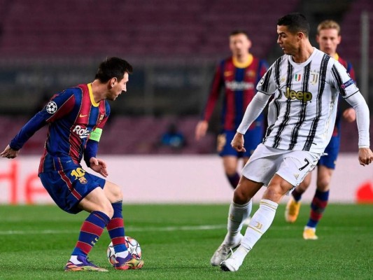 Las imperdibles imágenes del duelo Barcelona-Juventus en el Camp Nou