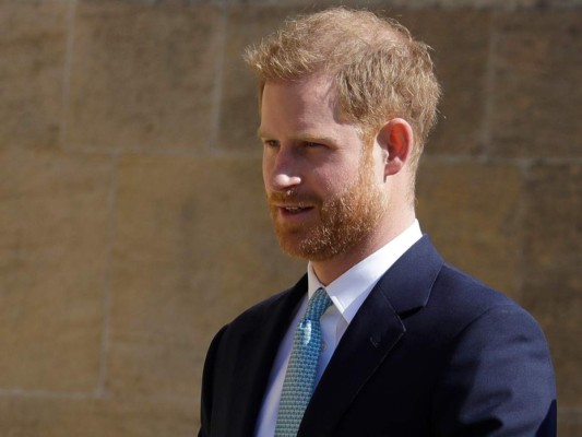 Por esta imagen del príncipe Harry adolescente pasará cuatro años en prisión