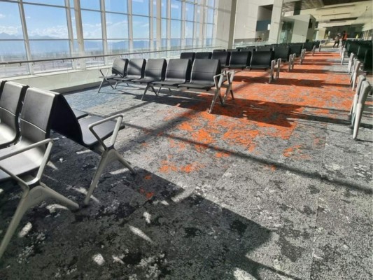 Las salas de espera del Aeropuerto Internacional de Palmerola son espaciosas para conveniencia de los usuarios.