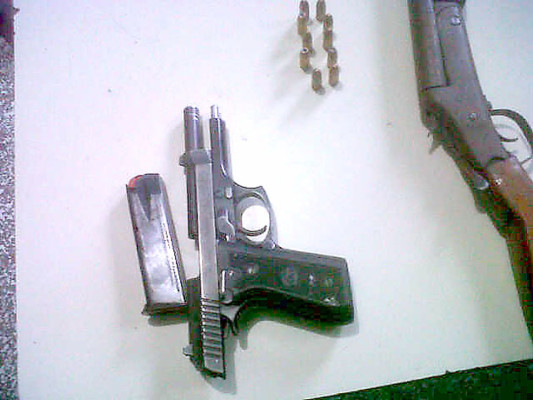 Policía: 37 detenidos en allanamientos simultáneos