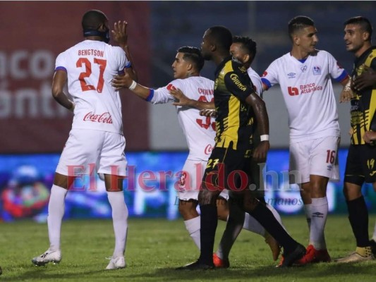 Frustración españolista y celebración de los leones: lo que no se vio de la final de grupos