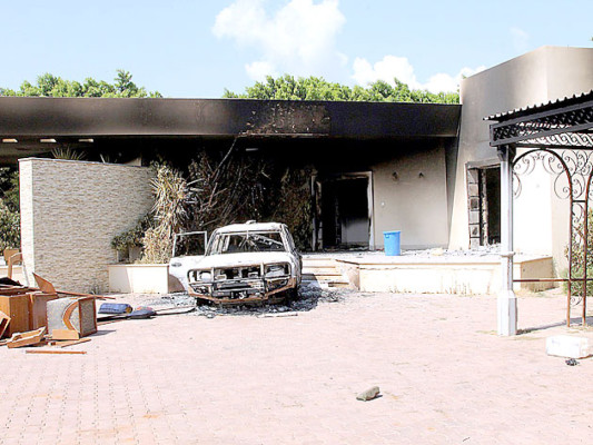 Matan al embajador de EEUU en Libia en ataque de islamistas