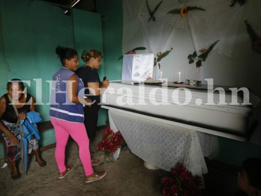 Honduras: Velan restos mortales de menor que fue asesinada en colonia Ramón Amaya Amador
