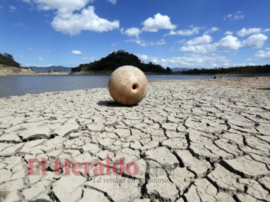 Se agudizan los racionamientos de agua potable a cada cuatro días en la capital