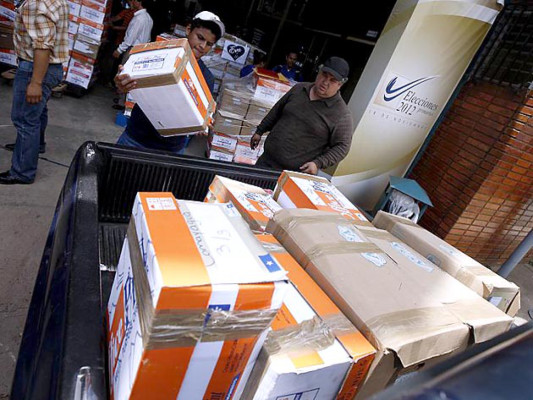 TSE entrega censo electoral a movimientos de partidos políticos