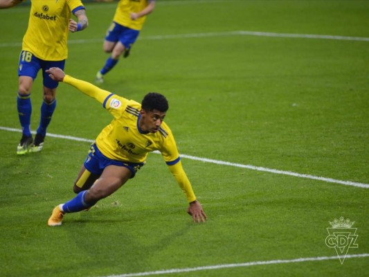 Lluvia de elogios recibe Anthony 'El Choco ' Lozano tras su partido con Cádiz