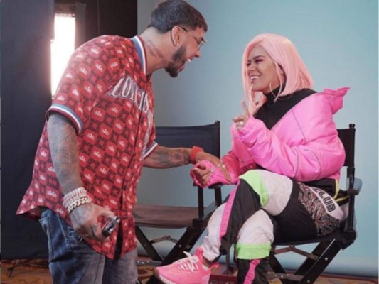 Critican a Karol G por conservar una foto con su exnovio Bull Nene en Instagram&nbsp;&nbsp;