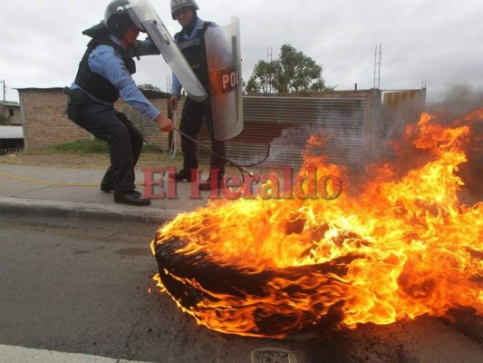 FOTOS: Tomas y desalojos en distintas carreteras de Honduras