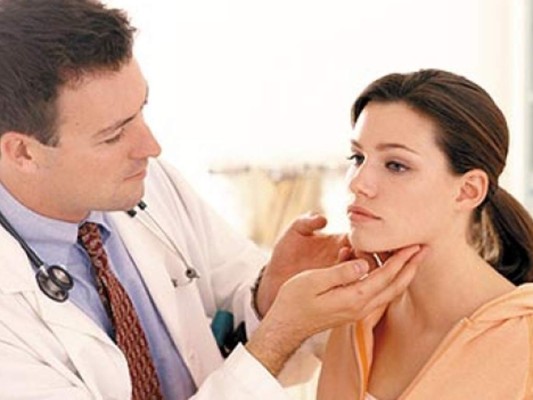 Cáncer de tiroides y sus primeros síntomas
