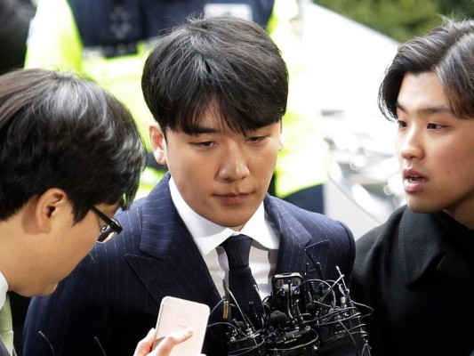 Seungri, exintegrante de la banda Big Bang, podría enfrentar corte marcial