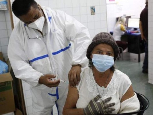 Venezuela aplicará vacunación anticovid de refuerzo en 2022