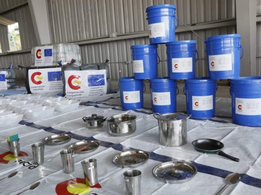 La entrega de la ayuda humanitaria de la reina Letizia a Honduras en imágenes