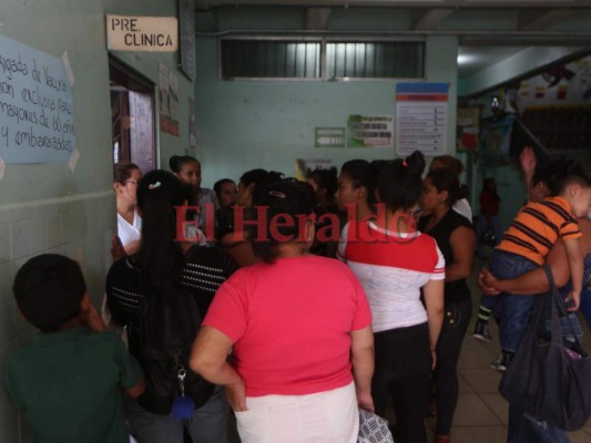 Pocas personas llegan a centros de salud a vacunarse contra la influenza