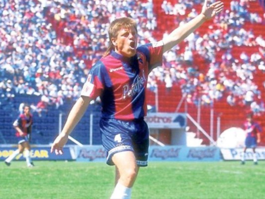 Pelea con un hondureño y golpes en la cancha: escándalos de Miguel Herrera