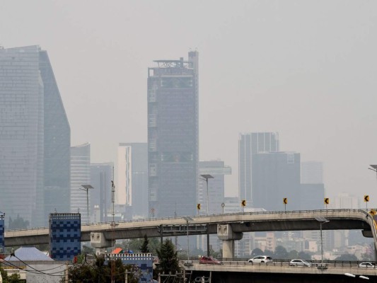 Suspenden clases en Ciudad de México por alta contaminación