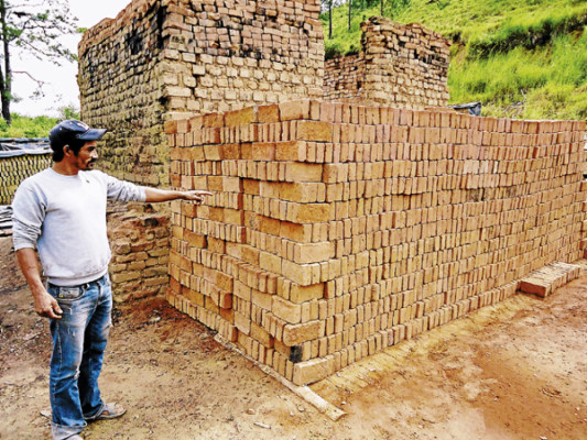 Industria de la construcción en Danlí permanece estancada