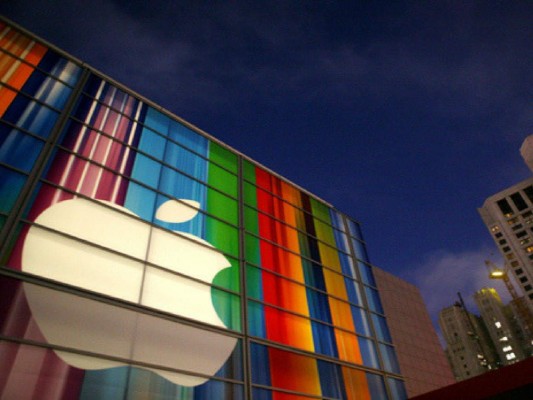 Apple registra ganancias por 20,000 millones de dólares en tres meses&nbsp;&nbsp;