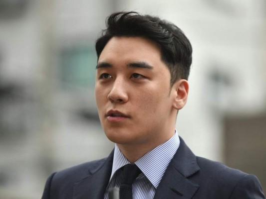 K-pop: Condenan a 3 años de cárcel a exestrella Seungri por incitar a la prostitución