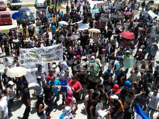 La mega marcha del MEU el domingo 10 de julio en #TGU