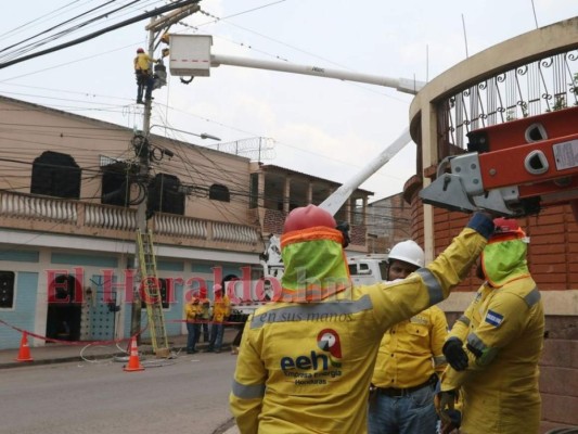Gobierno vuelve a subsidiar tarifa de energía eléctrica para evitar nuevo trancazo
