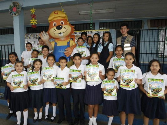 Larach y Compañía ofrece un recorrido virtual por La Tigra a ni­ños ecologistas