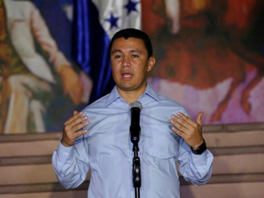 Juan Orlando Hernández pedirá al Congreso Nacional una reelección continua o alterna