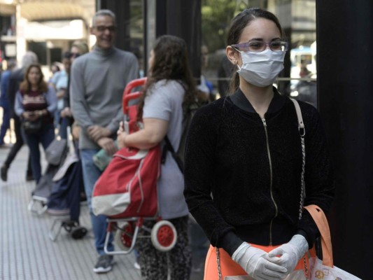 Suman 9,020 muertos por pandemia de coronavirus en el mundo