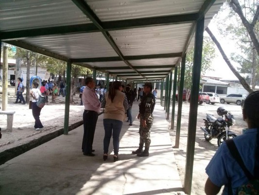 Honduras: Presencia militar permanente en instalaciones de dos colegios capitalinos
